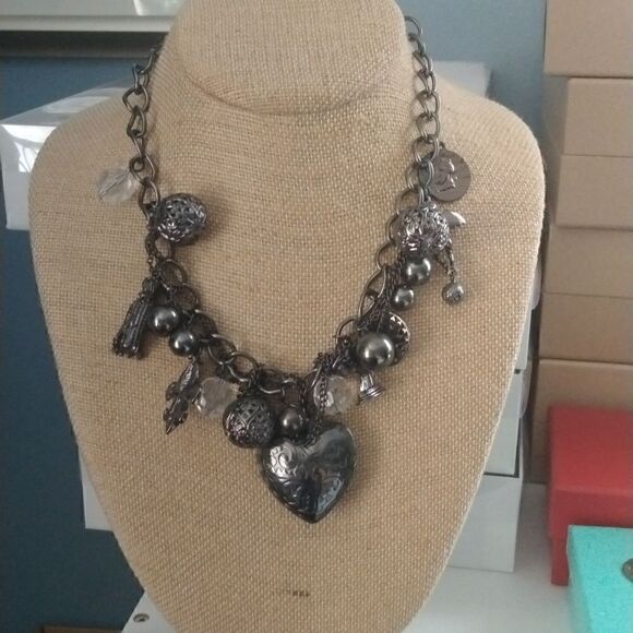 Jewelry - Necklace    